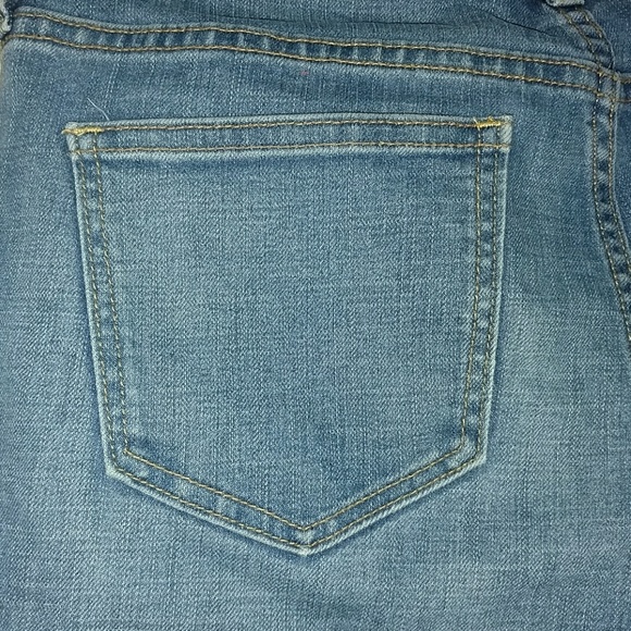 Old Navy Skinny Jeans - Picture 3 of 7